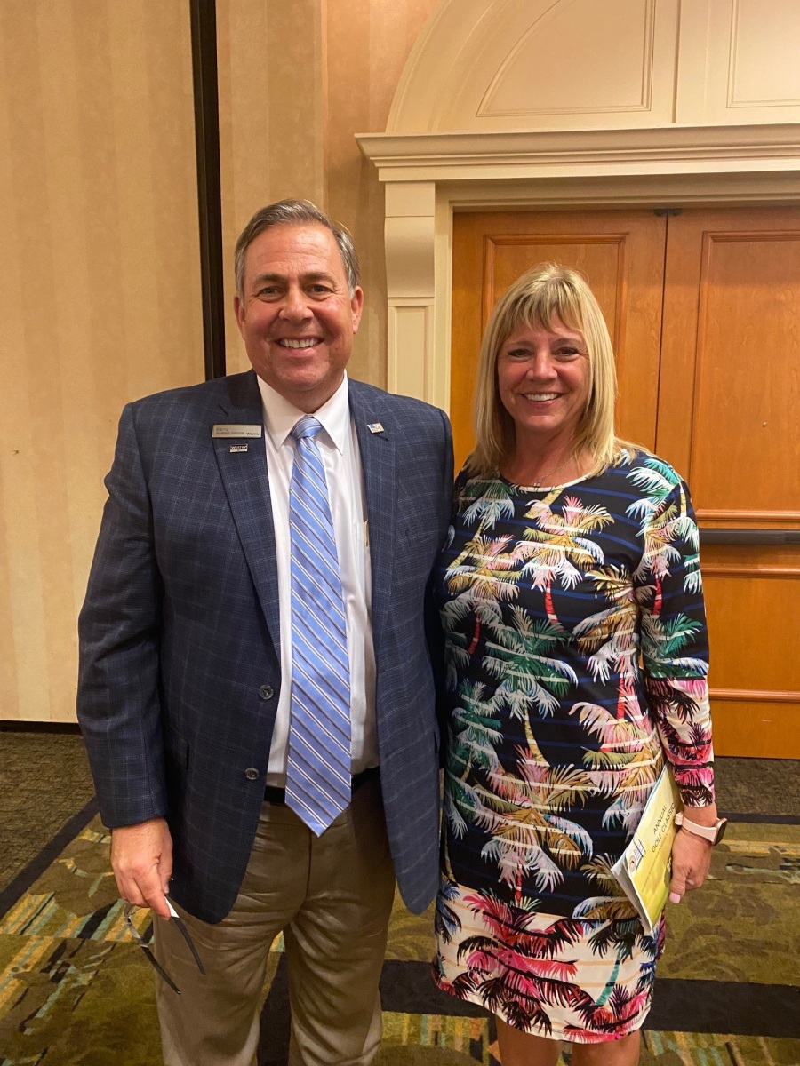 Marriott-GMs-Barry-Kadel-and-Sharon-Lockwood